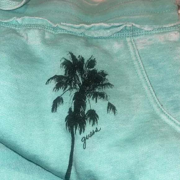 New Guess Capris Crop Sweatpants Mint Green Pants M - Picture 1 of 9